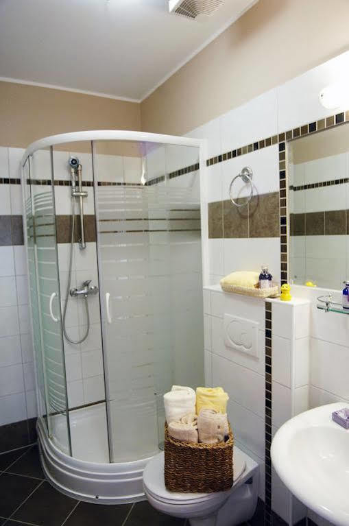 Guest House Pri Gondoli Марібор Екстер'єр фото